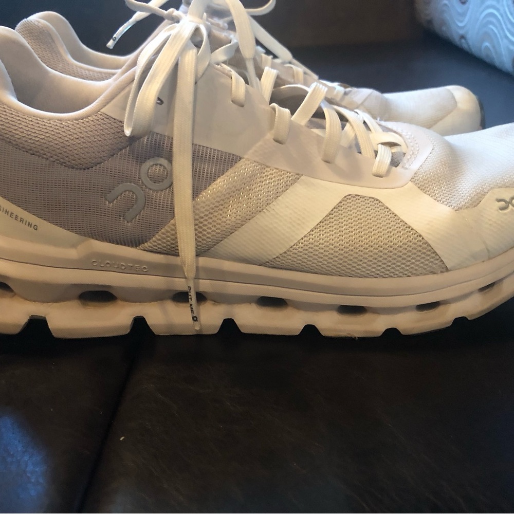 On Running CloudTec Gray and White Athletic Shoes